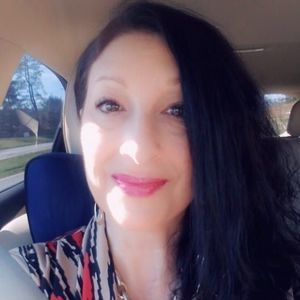 Meet your Posher, Ellen